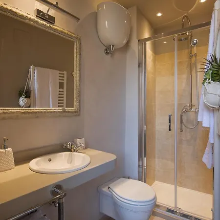 公寓 La Casa Di Lucia 哥尔顿